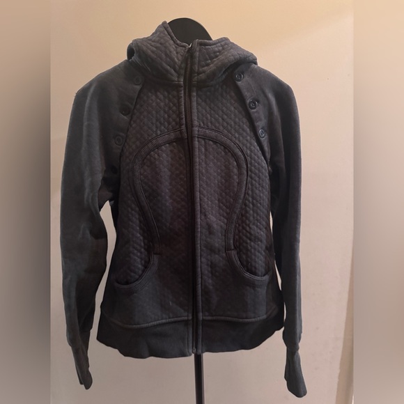 Special edition lululemon jacket. Removable sleeves - Picture 1 of 6